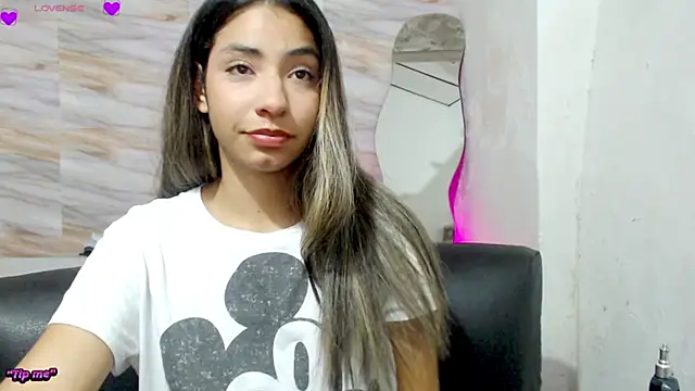 mariana 190 online show from March 14, 2025, 3:26 am