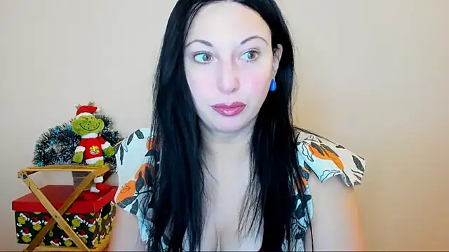 Wife4Cuck online show from November 28, 2025, 1:33 pm