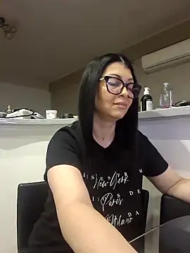 Milf Abigail online show from September 23, 2025, 1:34 am