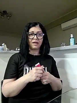 Milf Abigail online show from April 22, 2026, 1:23 am