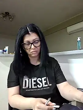 Snapshot of Milf_Abigail chatting on February 22, 2026, 12:35 am Milf Abigail online show from February 22, 2026, 12:35 am