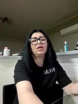 Snapshot of Milf_Abigail chatting on March 21, 2026, 3:30 am Milf Abigail online show from March 21, 2026, 3:30 am