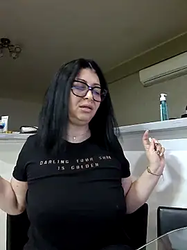 Snapshot of Milf_Abigail chatting on March 1, 2026, 3:17 am Milf Abigail online show from March 1, 2026, 3:17 am