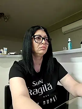 Snapshot of Milf_Abigail chatting on March 20, 2026, 1:39 am Milf Abigail online show from March 20, 2026, 1:39 am