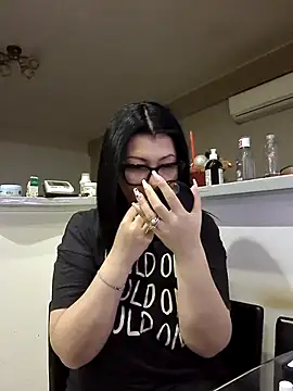 Milf Abigail online show from November 28, 2025, 2:01 am