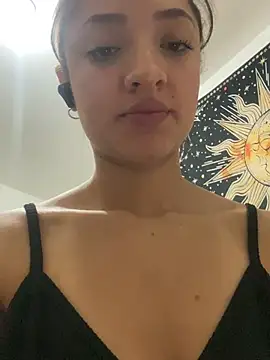 Alicia ALICIA online show from March 11, 2025, 10:53 pm