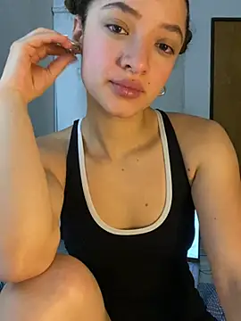 Alicia ALICIA online show from July 28, 2026, 2:05 pm