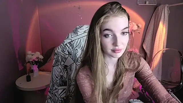 Snapshot of LissaCain chatting on June 26, 2026, 8:20 am LissaCain online show from June 26, 2026, 8:20 am