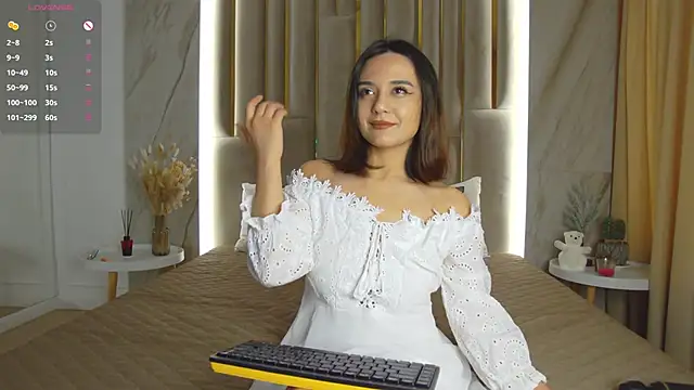 Gabriella Wils online show from May 10, 2026, 7:12 am