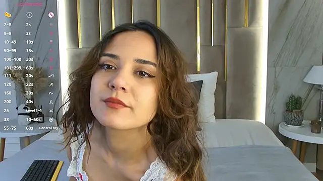 Gabriella Wils online show from October 5, 2025, 5:53 am