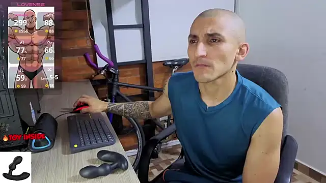 Marck Muscle online show from May 5, 2026, 1:41 am