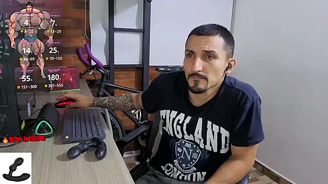 Snapshot of Marck_Muscle chatting on July 19, 2026, 3:59 am Marck Muscle online show from July 19, 2026, 3:59 am