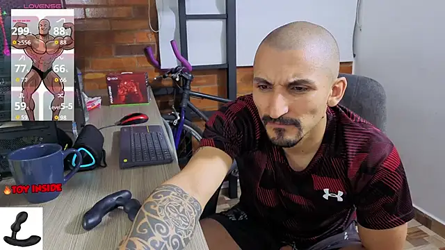 Marck Muscle online show from June 3, 2026, 11:42 pm