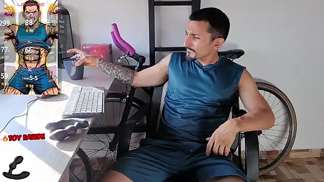 Snapshot of Marck_Muscle chatting on July 29, 2026, 9:47 pm Marck Muscle online show from July 29, 2026, 9:47 pm