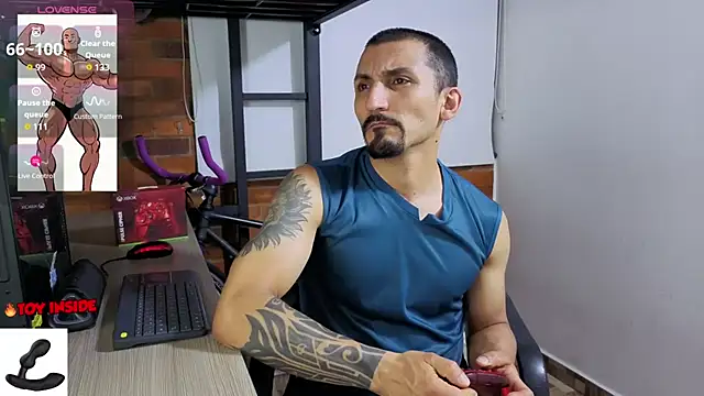 Snapshot of Marck_Muscle chatting on June 25, 2026, 5:12 am Marck Muscle online show from June 25, 2026, 5:12 am