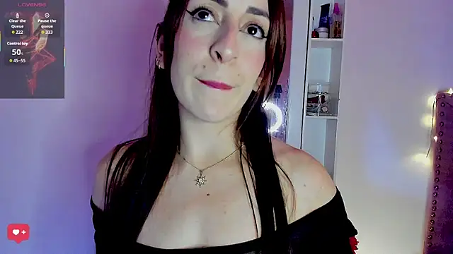 Snapshot of Buttyy_Cherry chatting on September 23, 2025, 8:38 pm Buttyy Cherry online show from September 23, 2025, 8:38 pm