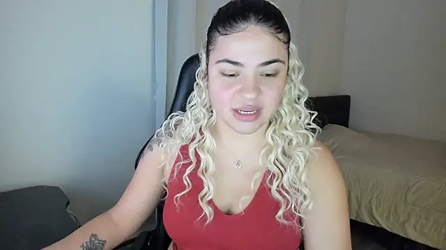 MelSaunders online show from January 4, 2025, 1:42 am