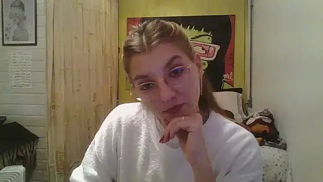 SweetyBabyDemon online show from June 30, 2026, 8:31 pm