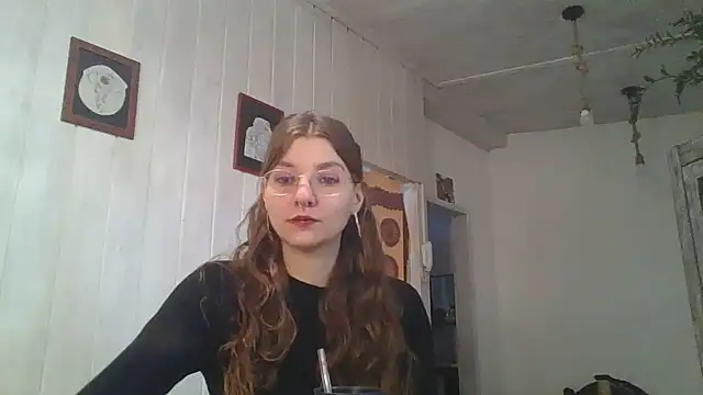 SweetyBabyDemon online show from June 16, 2026, 2:06 pm