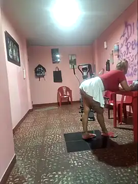 gatadeojosclaros online show from February 21, 2025, 8:07 am