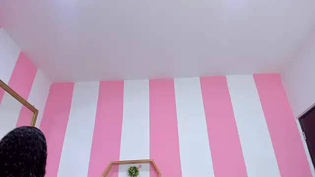 ISABELLA 020 online show from February 28, 2026, 1:16 am