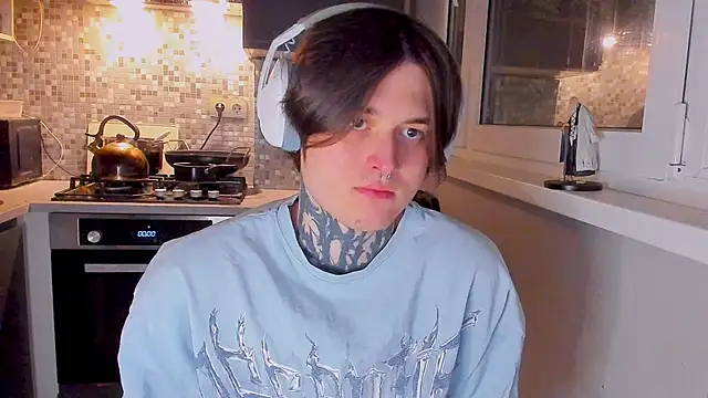  torfin  online show from February 26, 2026, 9:26 pm