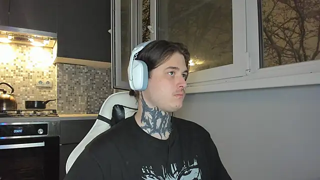  torfin  online show from December 15, 2024, 8:25 pm