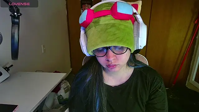 Vallolet Spencer online show from March 11, 2025, 5:35 am