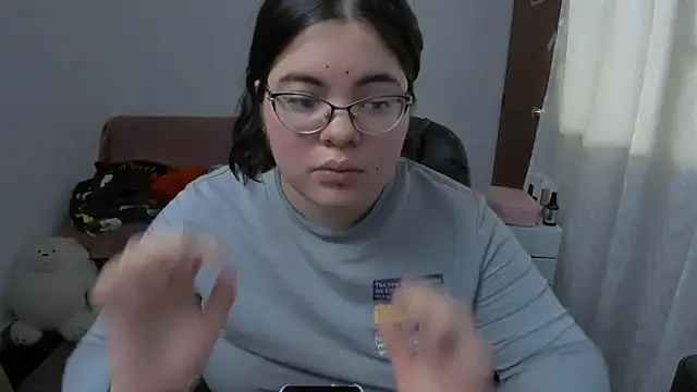 Aria Fullbuster online show from November 22, 2025, 8:29 pm