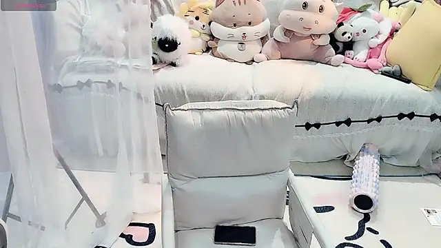 AKiKi711 online show from July 8, 2026, 4:46 am