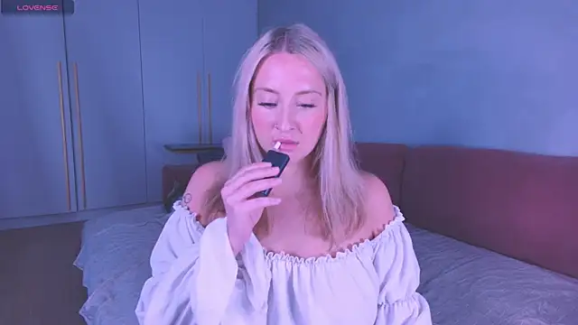 Oh mylissa online show from June 15, 2026, 7:57 pm