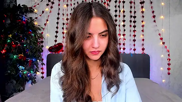 Milana Crystal  online show from February 14, 2026, 8:14 am