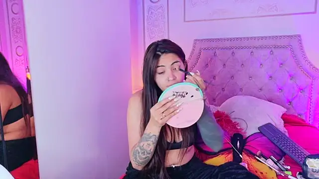 Snapshot of Cori_Paige chatting on February 18, 2026, 4:54 am Cori Paige online show from February 18, 2026, 4:54 am