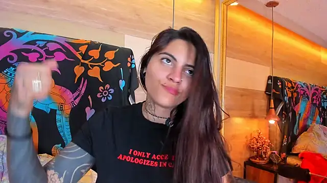 Cori Paige online show from October 9, 2025, 4:57 am