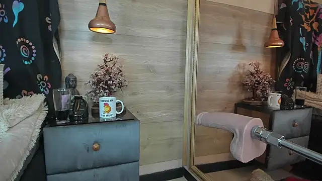 Cori Paige online show from September 27, 2025, 4:18 am