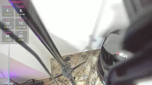 Snapshot of Kylie2211 chatting on February 10, 2026, 1:37 am Kylie2211 online show from February 10, 2026, 1:37 am