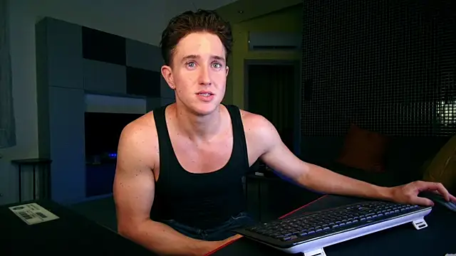 ChristianLevine  online show from August 5, 2026, 7:41 pm