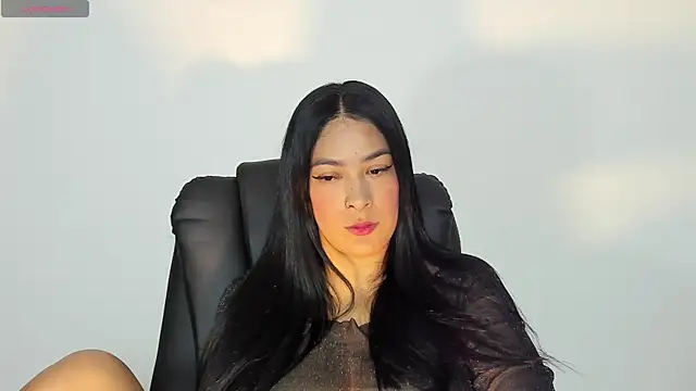 bella hadid1  online show from July 25, 2026, 11:11 pm
