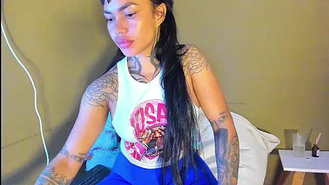 nathaliefox online show from February 14, 2026, 3:51 am