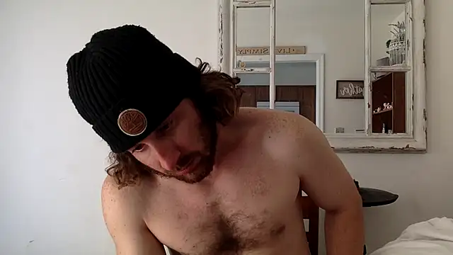 Snapshot of sirchubster chatting on April 1, 2026, 7:44 pm sirchubster online show from April 1, 2026, 7:44 pm