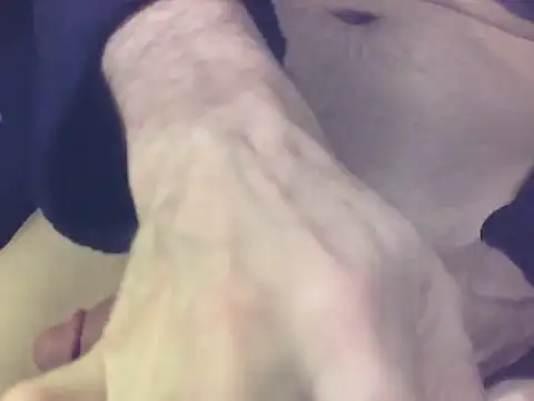 AllllYoursGirls online show from December 13, 2025, 8:04 pm