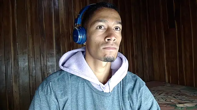 Snapshot of DEMARCOUS_NM chatting on November 14, 2025, 2:21 pm DEMARCOUS NM online show from November 14, 2025, 2:21 pm