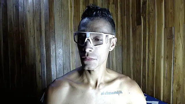 Snapshot of DEMARCOUS_NM chatting on February 27, 2026, 9:25 pm DEMARCOUS NM online show from February 27, 2026, 9:25 pm