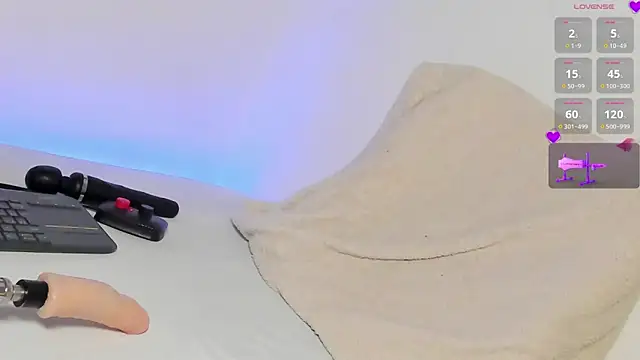 Ana Winnss online show from February 25, 2025, 1:09 am