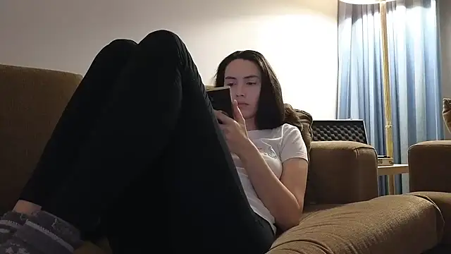 Mr-and-Mrs-Smith online show from January 8, 2026, 5:08 pm