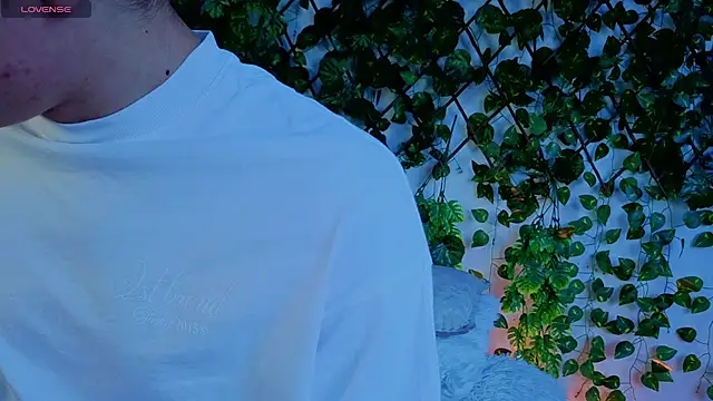 Levii Ackermann online show from September 29, 2025, 2:55 pm