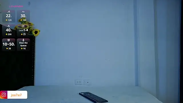 Snapshot of Levii_Ackermann chatting on August 7, 2026, 4:57 pm Levii Ackermann online show from August 7, 2026, 4:57 pm