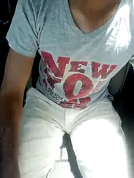 Snapshot of mr_slim_body chatting on October 26, 2025, 5:30 am mr slim body online show from October 26, 2025, 5:30 am