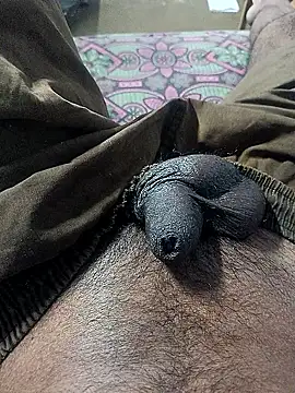 Snapshot of mr_slim_body chatting on January 7, 2026, 4:01 pm mr slim body online show from January 7, 2026, 4:01 pm