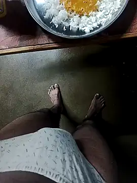 Snapshot of mr_slim_body chatting on December 2, 2024, 3:20 pm mr slim body online show from December 2, 2024, 3:20 pm